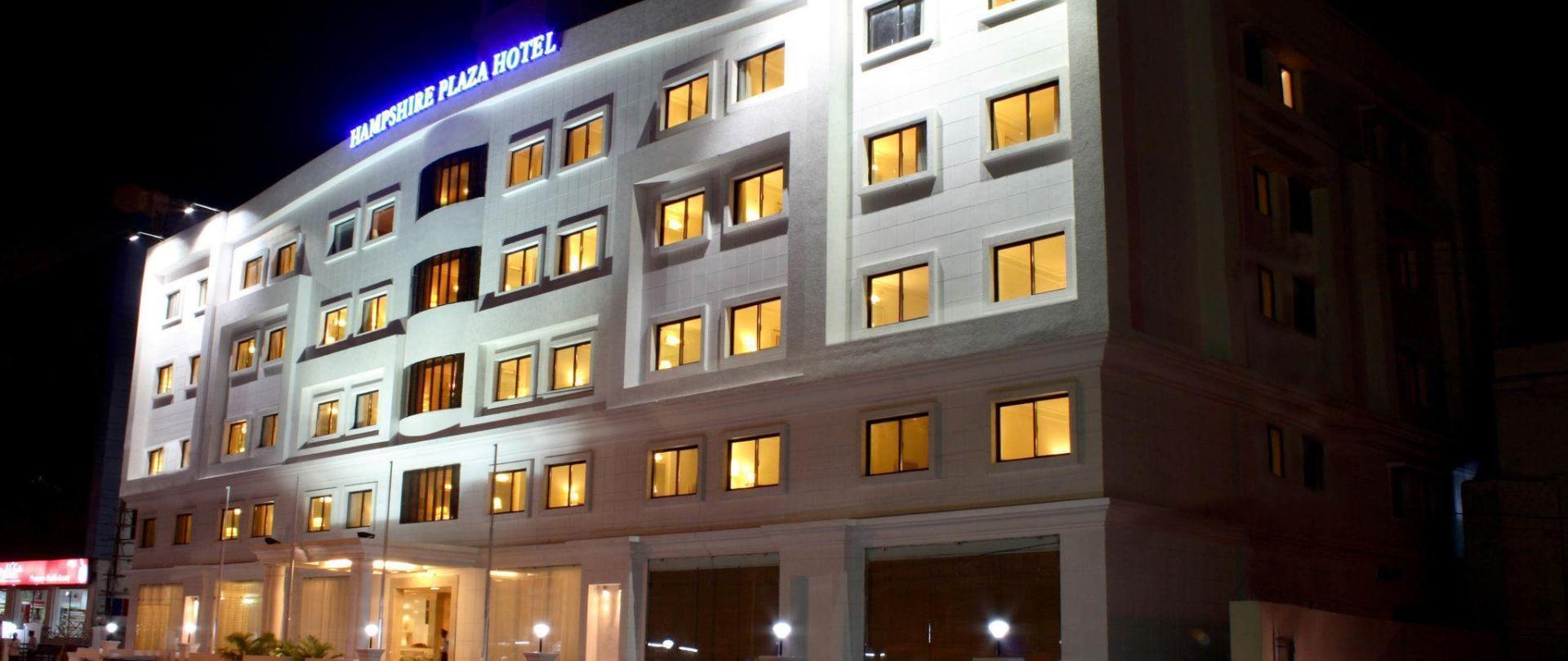 Hampshire Plaza Hotel Hyderabad Eksteriør billede
