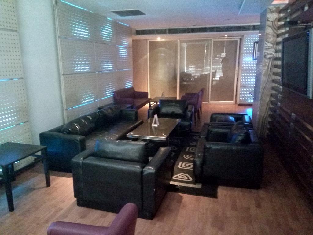 Hampshire Plaza Hotel Hyderabad Eksteriør billede