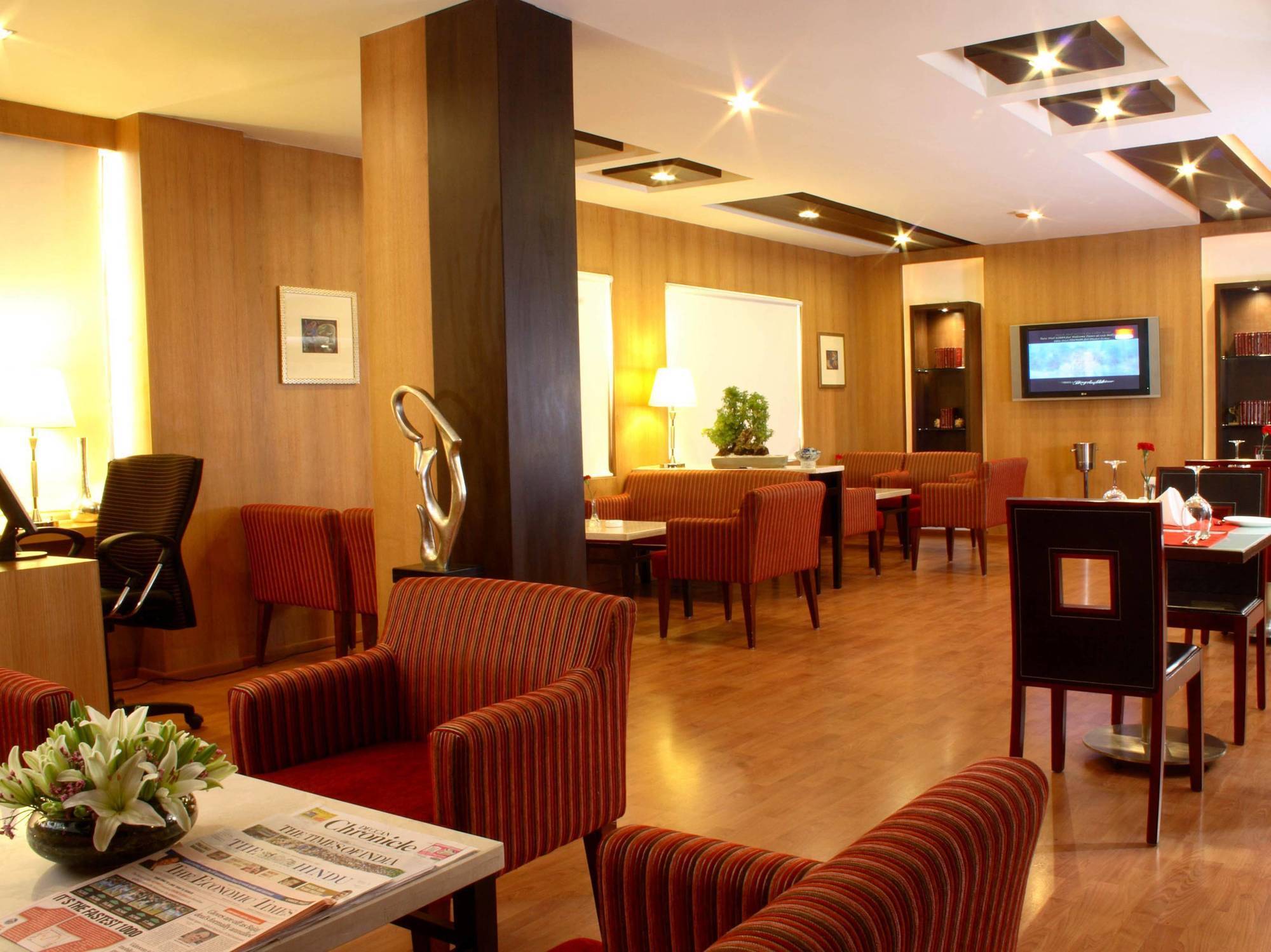Hampshire Plaza Hotel Hyderabad Eksteriør billede