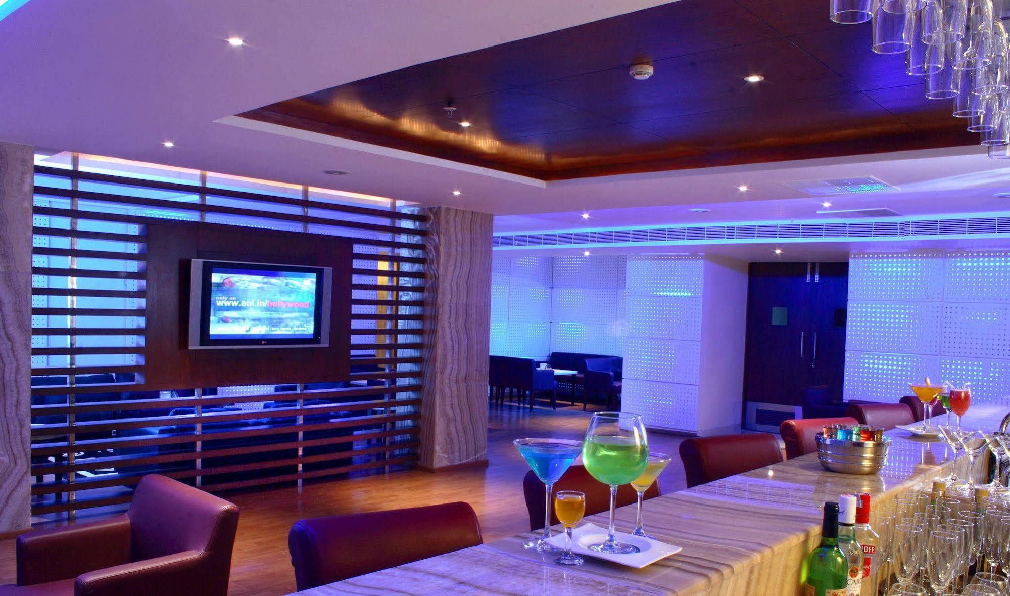 Hampshire Plaza Hotel Hyderabad Eksteriør billede